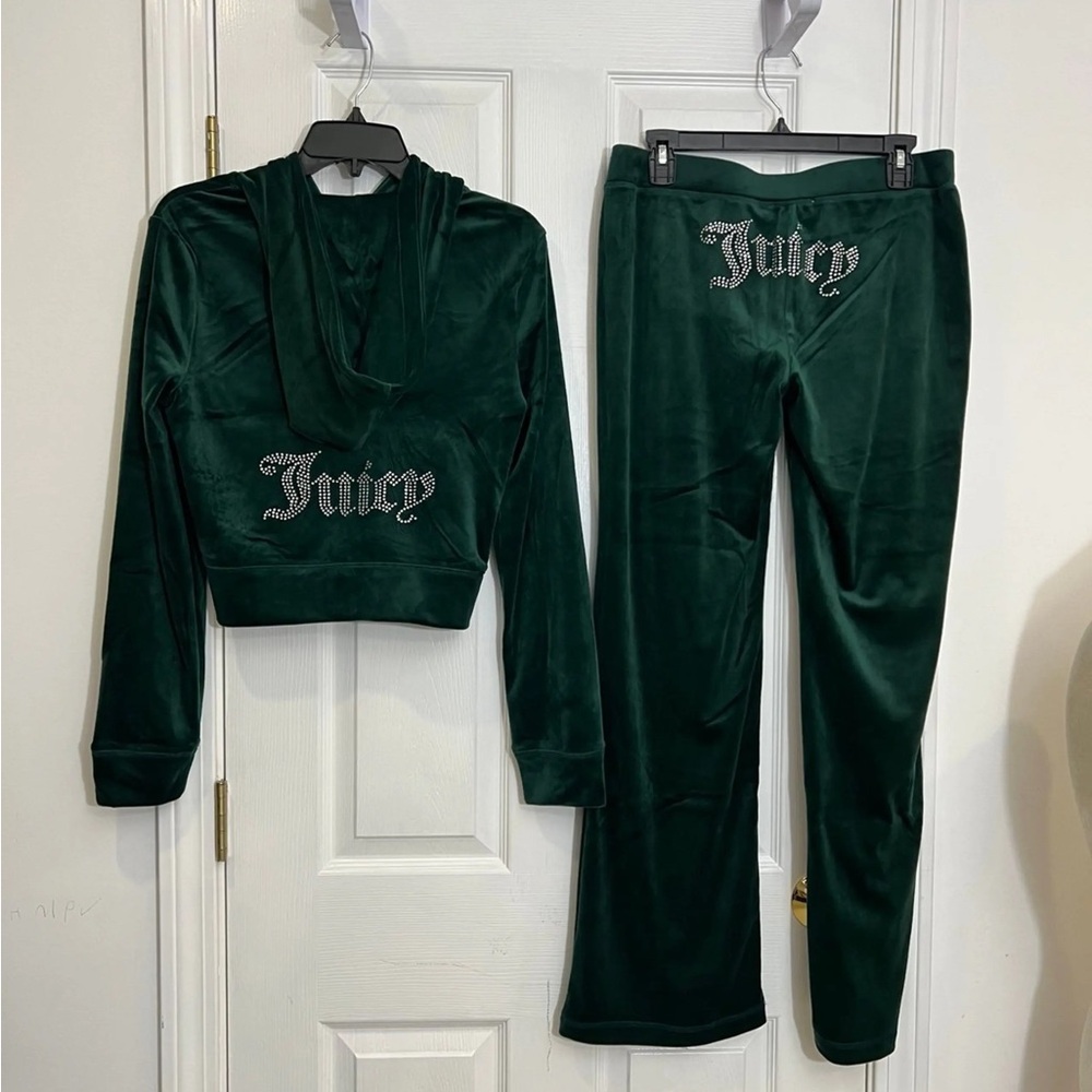 ❌SOLD❌ Juicy Couture Black Velour Hoodie